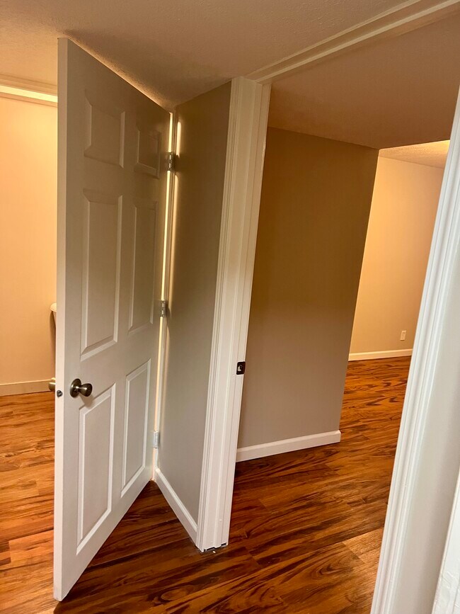 Building Photo - 5035 S 163rd Ave