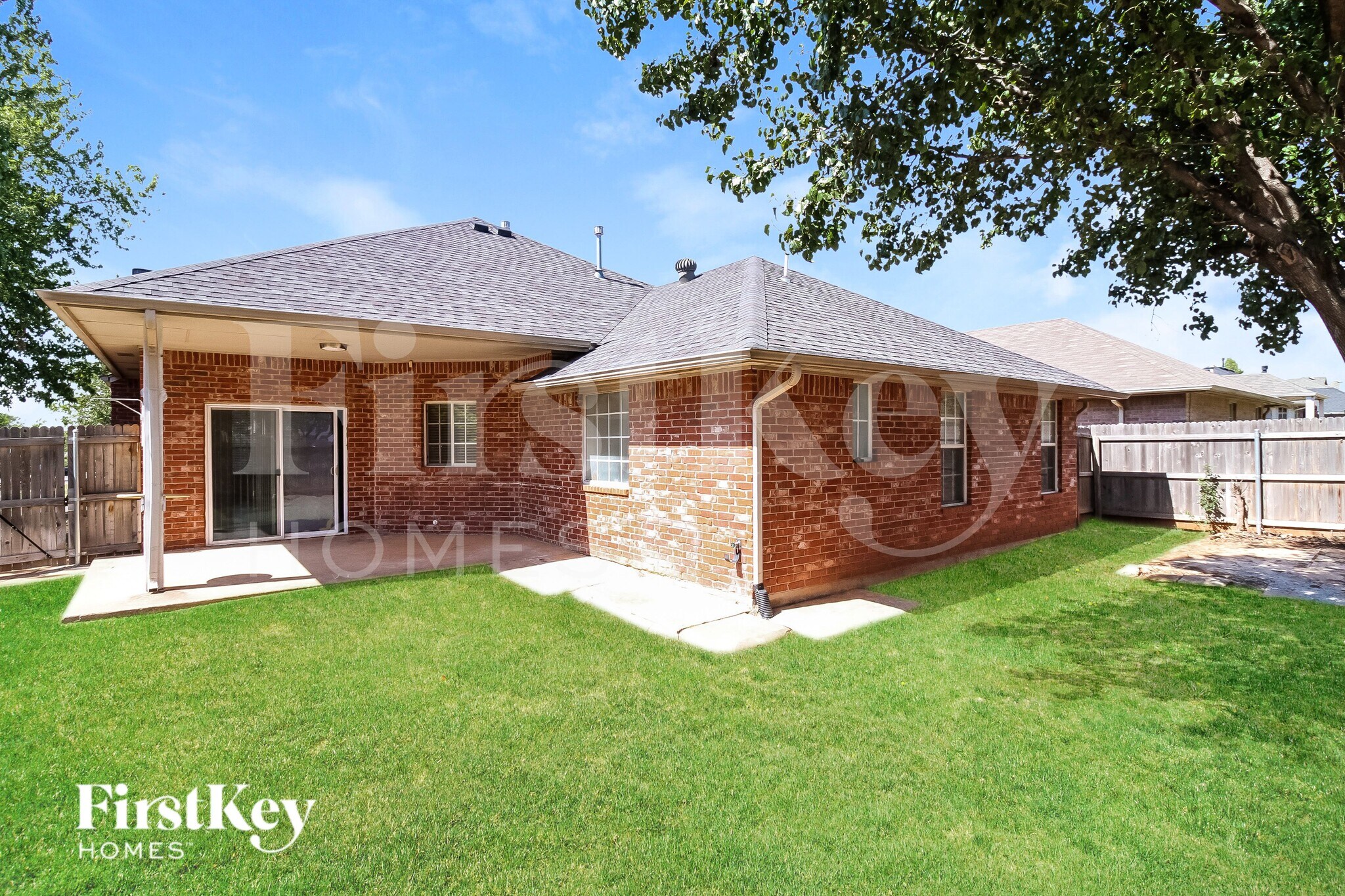 Building Photo - 732 Taber Ln