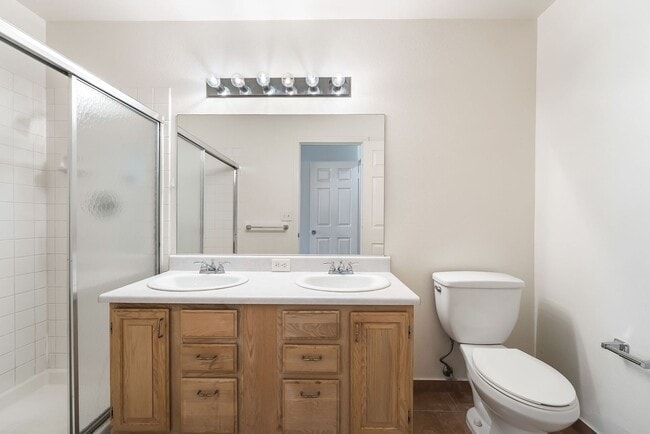 Building Photo - Charming Home in Henderson!