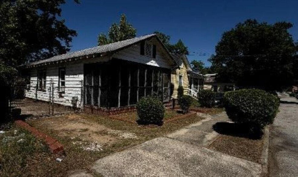 Building Photo - 1947 Ellis St