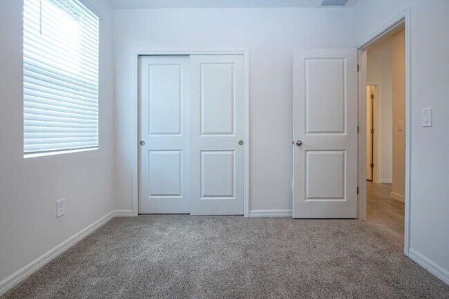 Building Photo - 14111 Crutchfield Ct