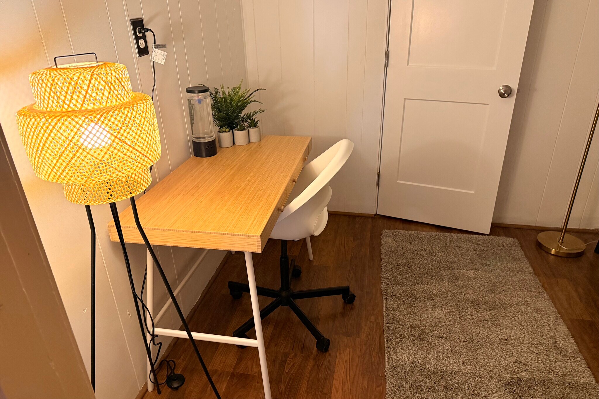 Building Photo - 1924 Macklind Ave