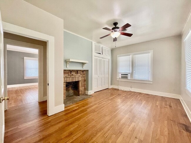 Building Photo - Charming + Convenience - 3 Bedroom, 2 Bathroom Home