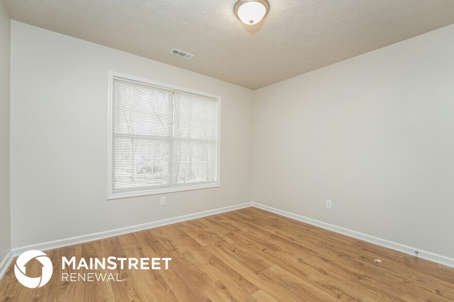 Building Photo - 220 Alcovy Way