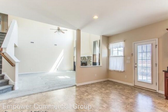 Building Photo - 4 br, 2.5 bath House - 807 Highgrove Drive
