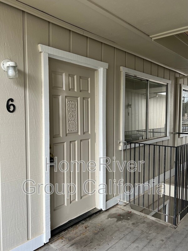 Building Photo - 1233 Dealynn St