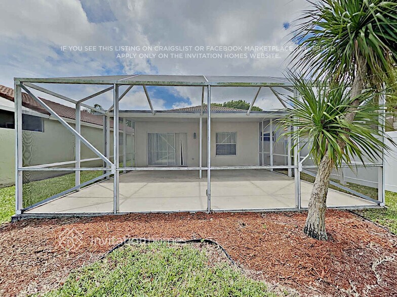 Building Photo - 4961 Pelican St