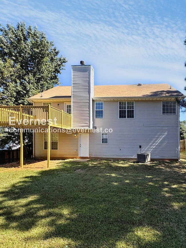 Building Photo - 7011 Regency Ln