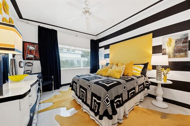 Building Photo - 425 Bayshore Dr