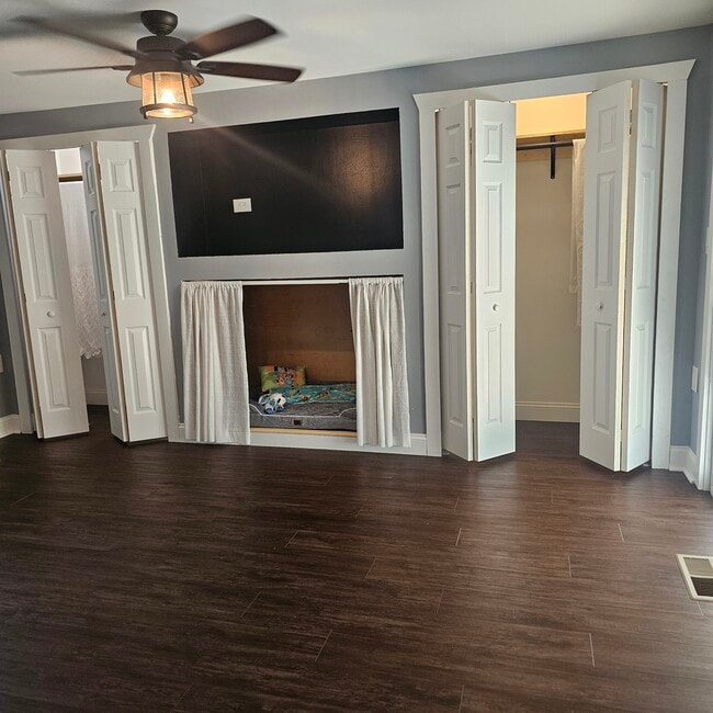 Building Photo - 4430 Emmons Rd