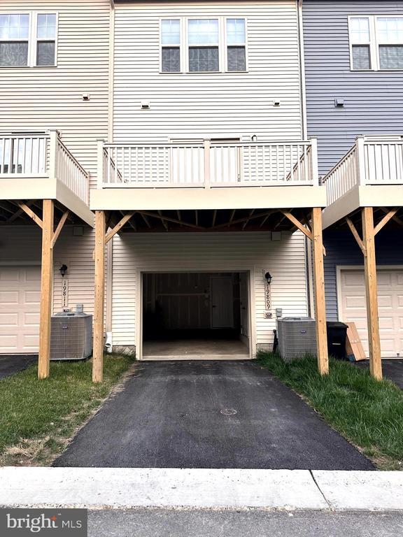 Building Photo - 19809 Habitat Ter