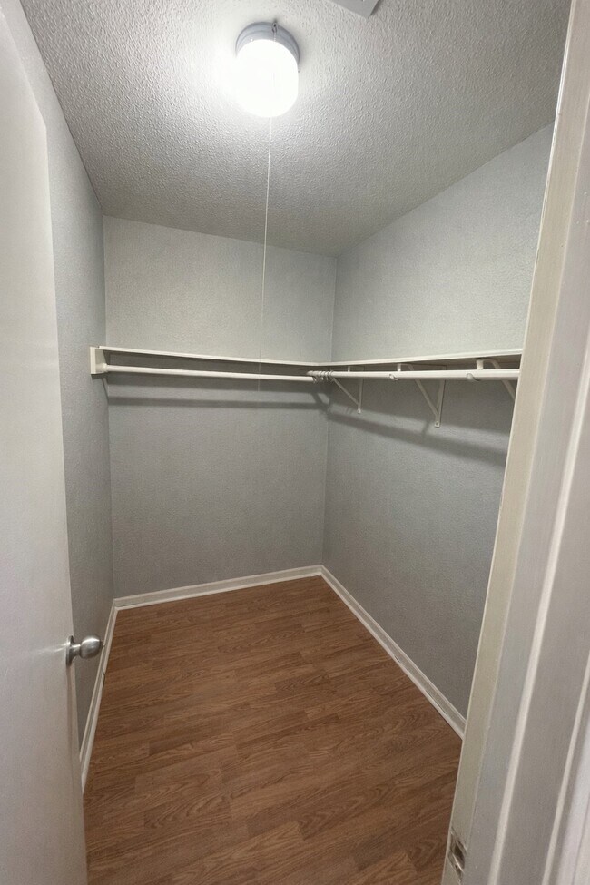 Building Photo - 12255 W Village Dr