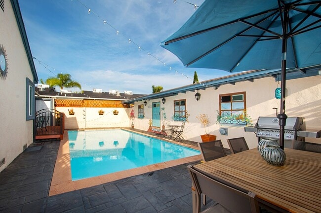 Building Photo - 1921 Rowan St