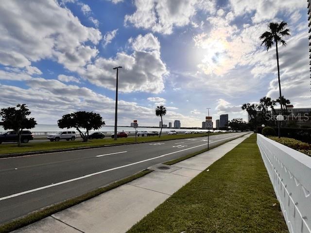 Building Photo - 2401 Bayshore Blvd