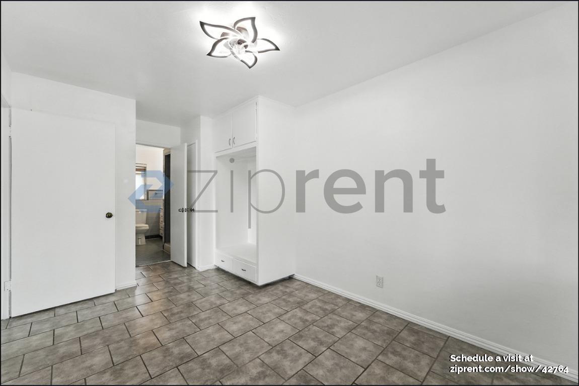 Building Photo - 139 W 18th St