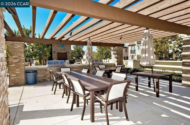 Building Photo - 5043 Ivy Leaf Springs Rd