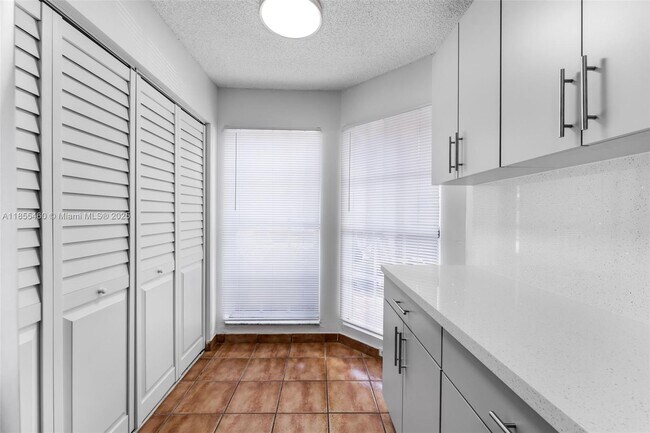 Building Photo - 14260 SW 57th Ln