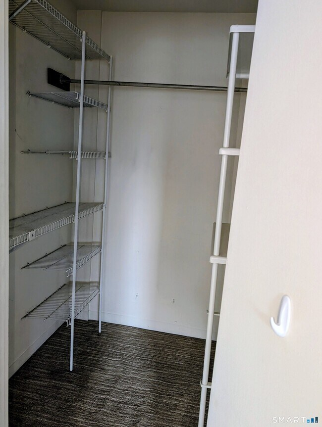 Building Photo - 104 North St