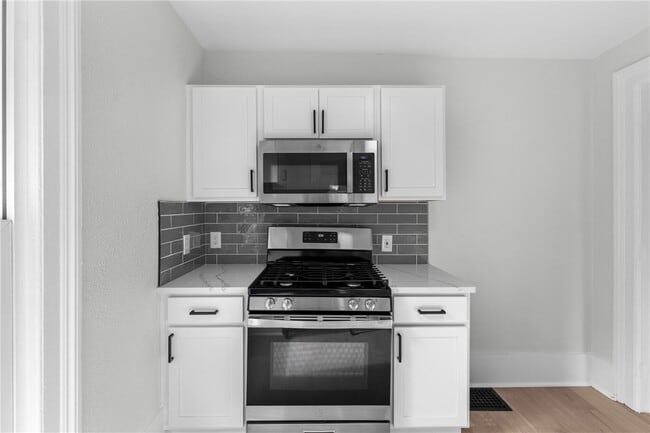 Building Photo - 26 Rowley St