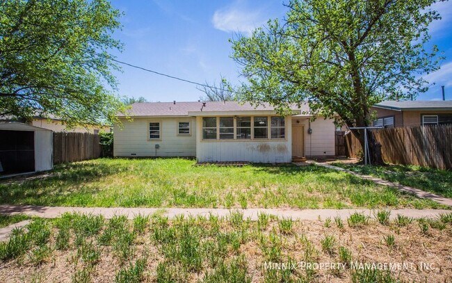 Building Photo - 1320 60th St