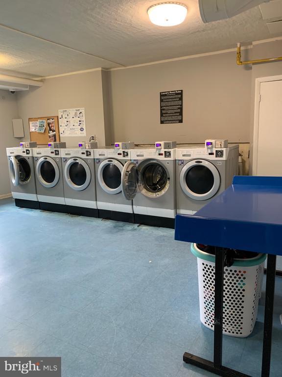 Building Photo - 5111 8th Rd S