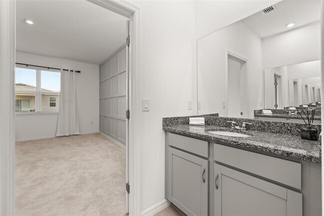 Building Photo - 1123 Patriot Lp