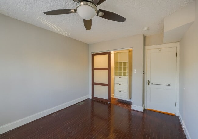 Building Photo - Modern End-Unit Townhome with Garage + Outdoor Space in SE DC