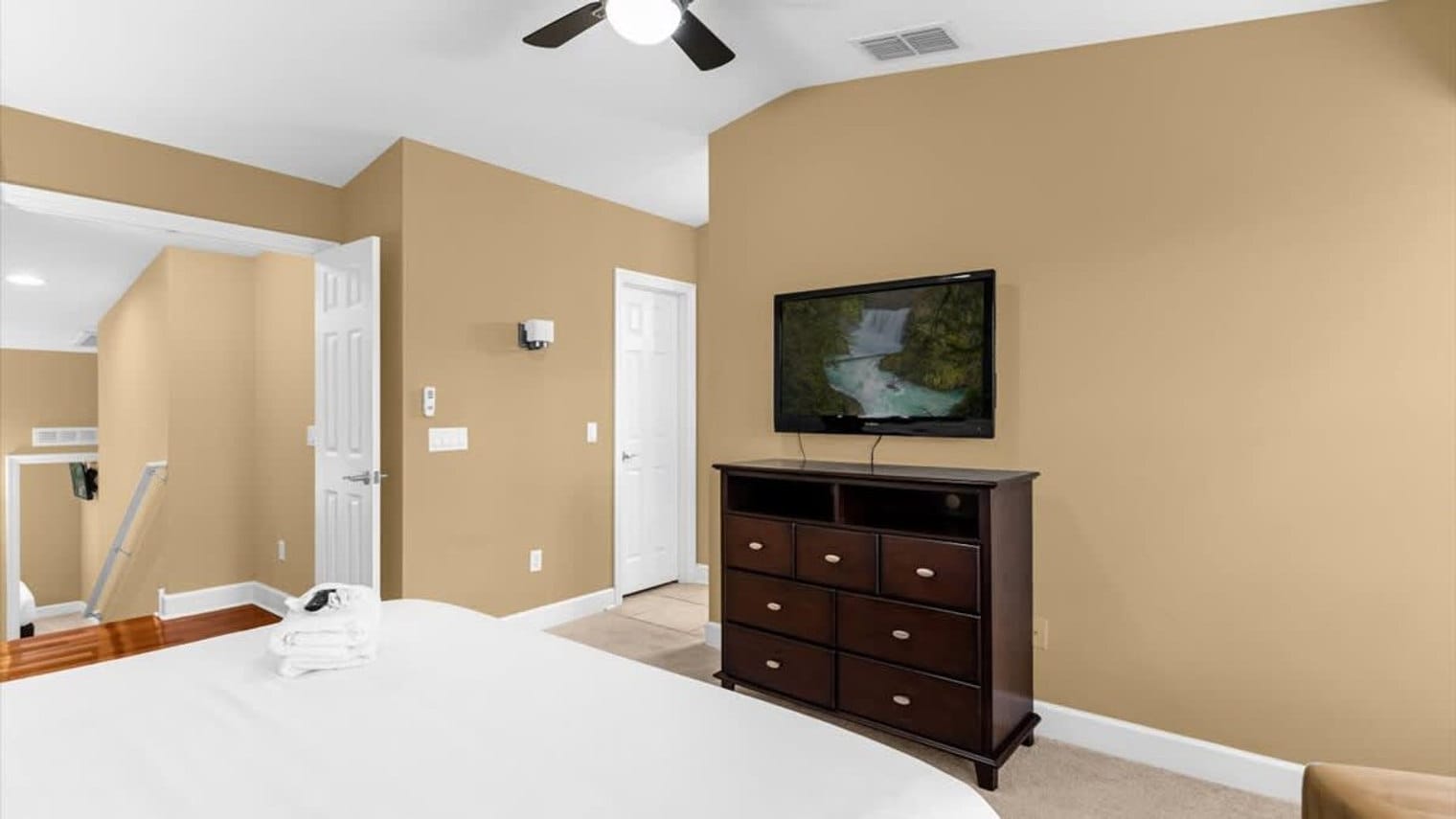 Building Photo - 14545 Damai Ln