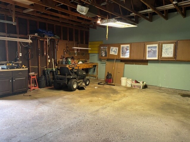 Building Photo - 239 Lynbrook Dr