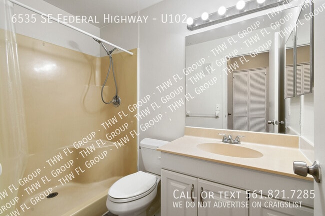 Building Photo - 6535 SE Federal Hwy