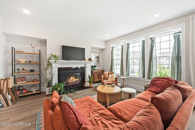 Building Photo - 4039 Heron Dr