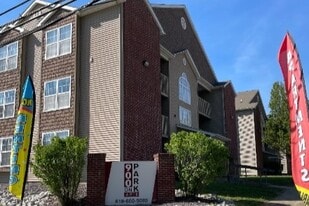 Building Photo - 900 on Park