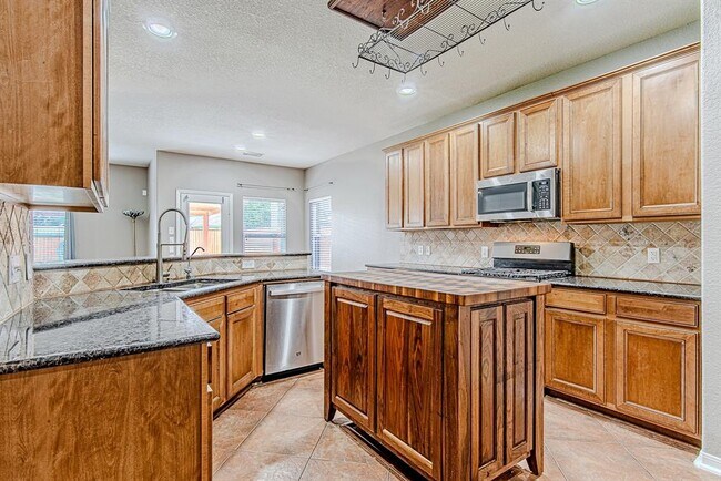 Building Photo - 7507 Trail Hollow