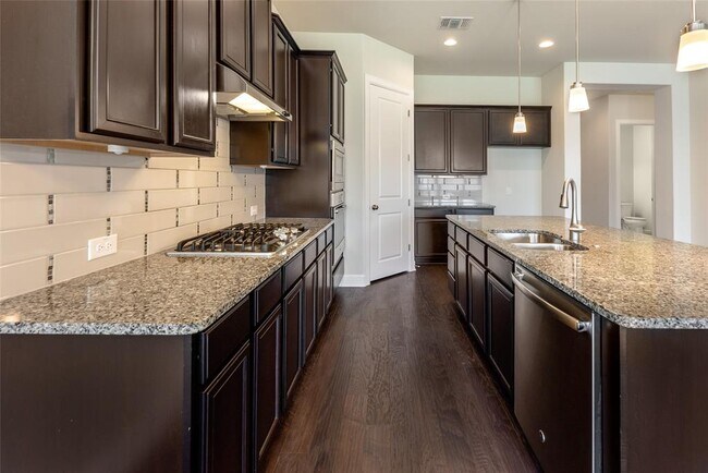 Building Photo - 3043 Hidalgo Loop