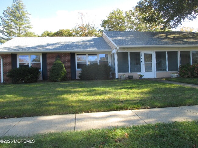 Primary Photo - 530A Portsmouth Dr