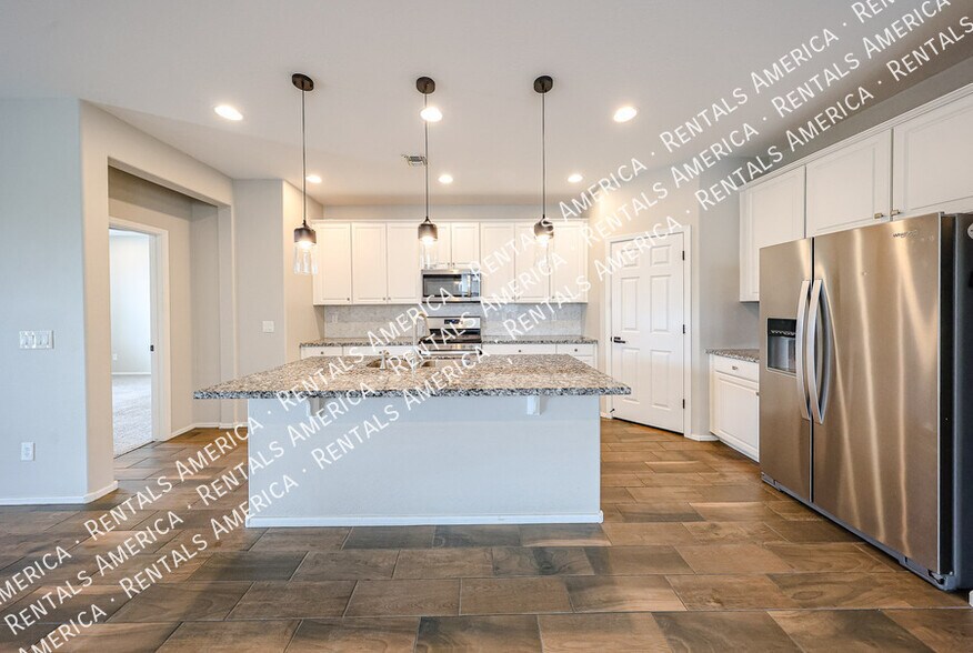 Building Photo - 5211 W Leodra Ln