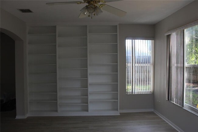 Building Photo - 11737 Carrollwood Cove Dr