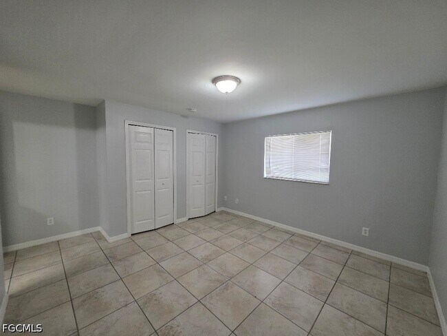 Building Photo - 2408 Joe Ave S