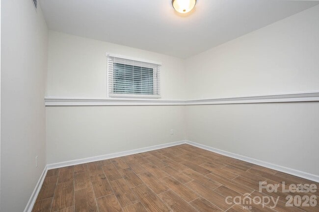 Building Photo - 9501 Fairway Ridge Rd