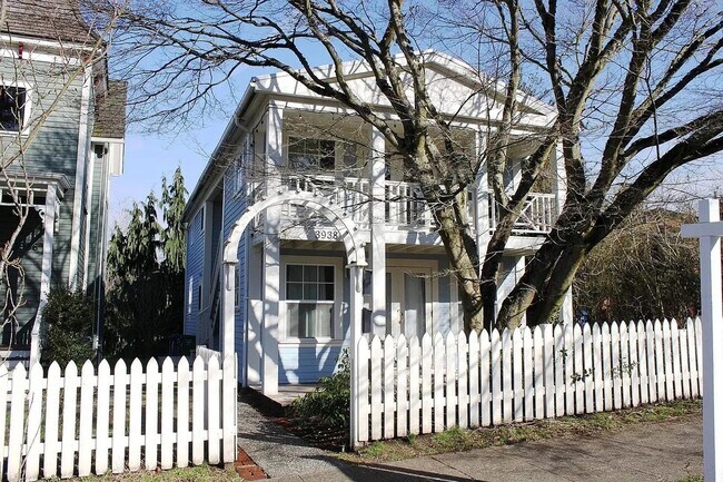 Building Photo - 3938 S Ferdinand St