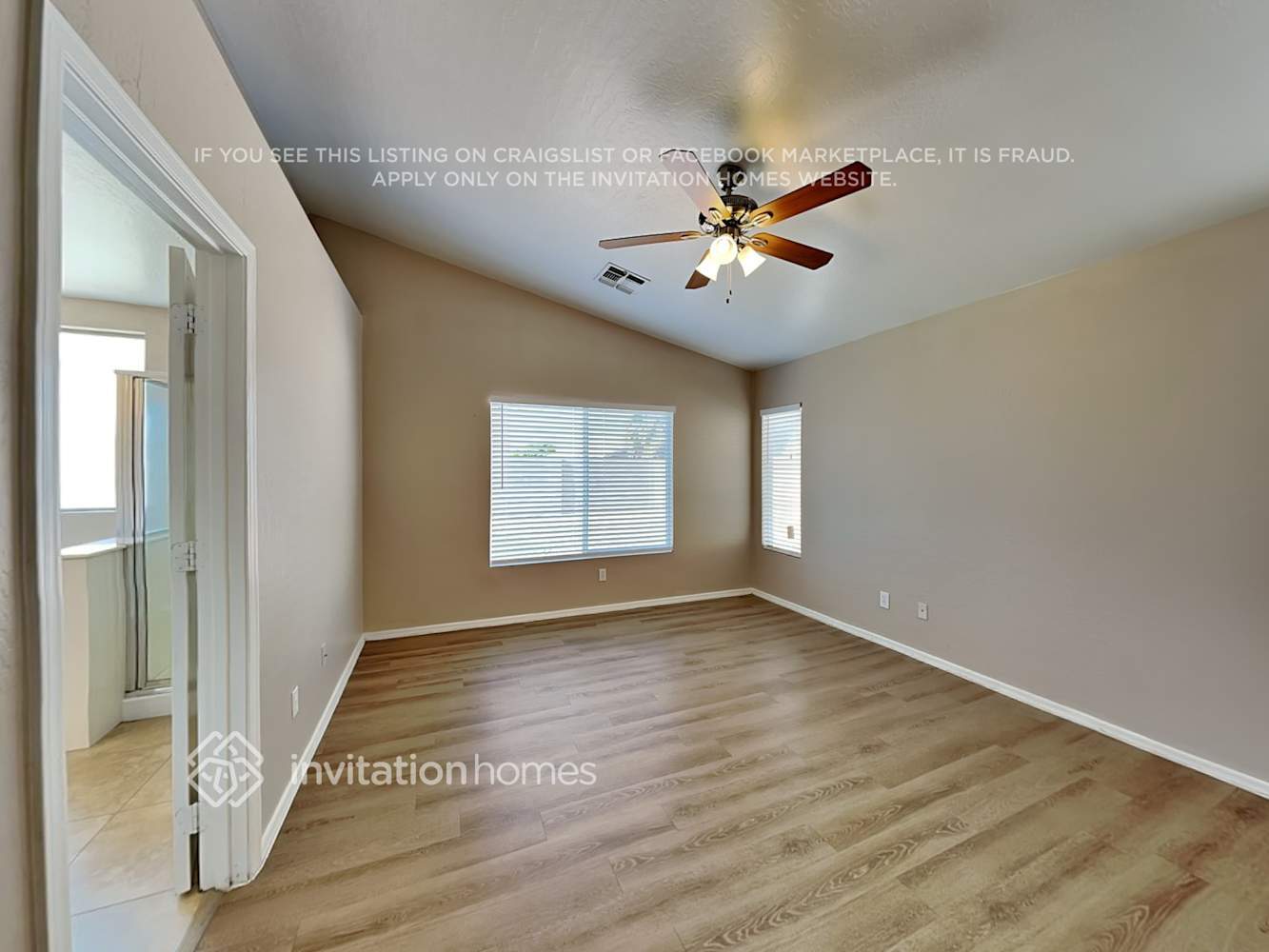 Building Photo - 15417 W Port Royale Ln