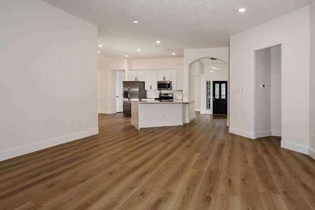 Building Photo - 122 S Abram Cir