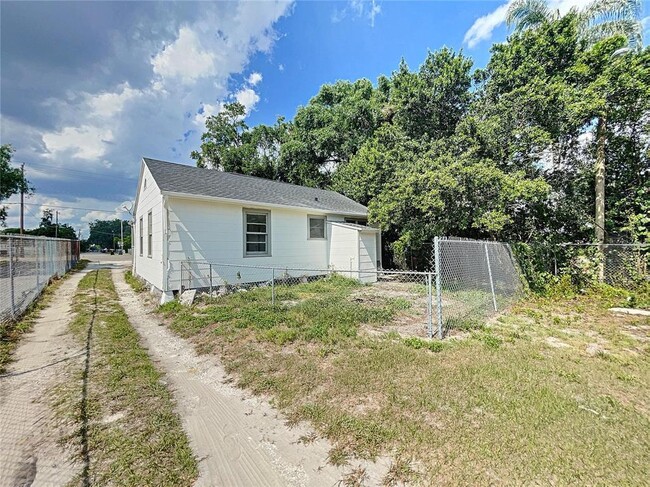 Building Photo - 2938 Avenue G NW