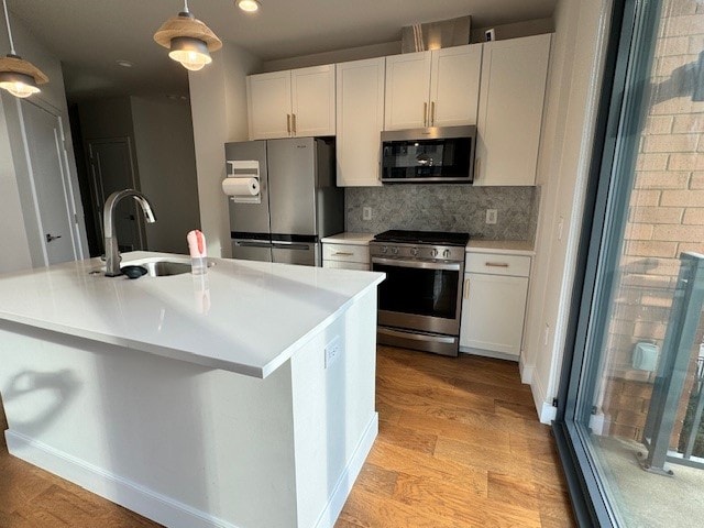 Building Photo - 2000 Clarendon Blvd