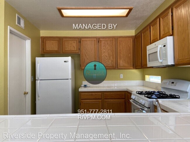 Building Photo - 3 br, 2.5 bath House - 16635 War Cloud Dr