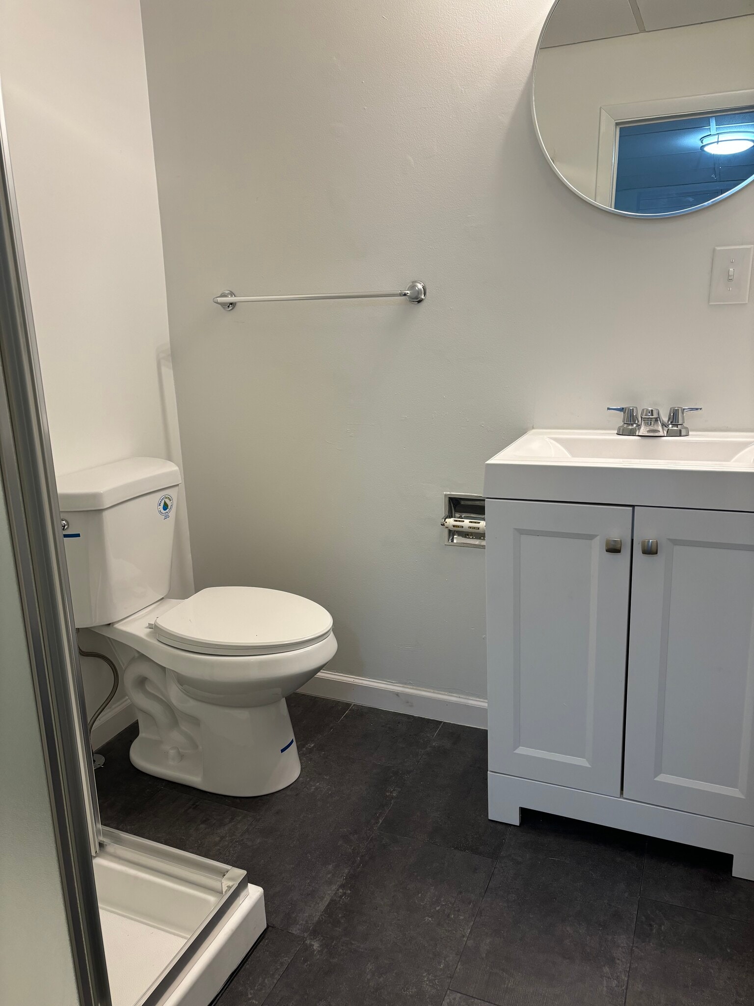 Building Photo - 118 Church St