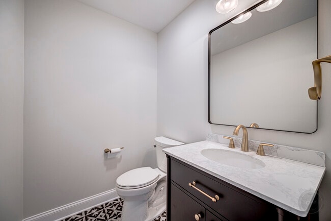 Building Photo - 12948 Parterre Pl
