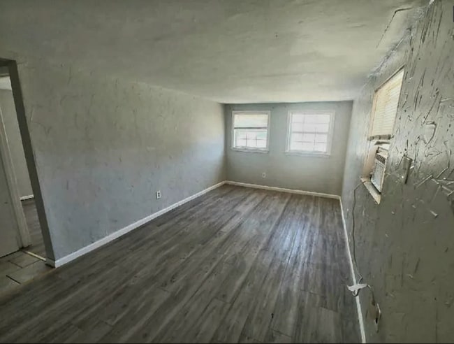 Building Photo - Cozy 1 Bedroom Apartment