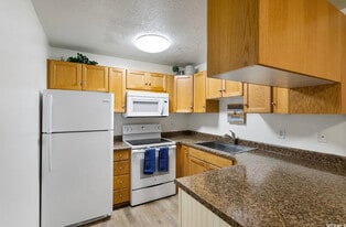 Building Photo - 1269 Riverside Ave