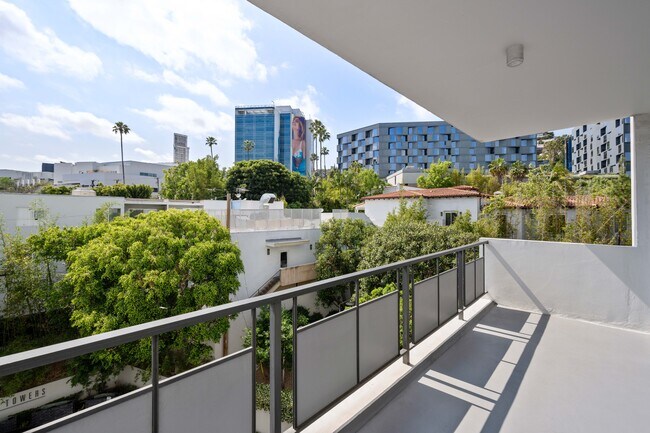Balcony - 1155 N La Cienega Blvd